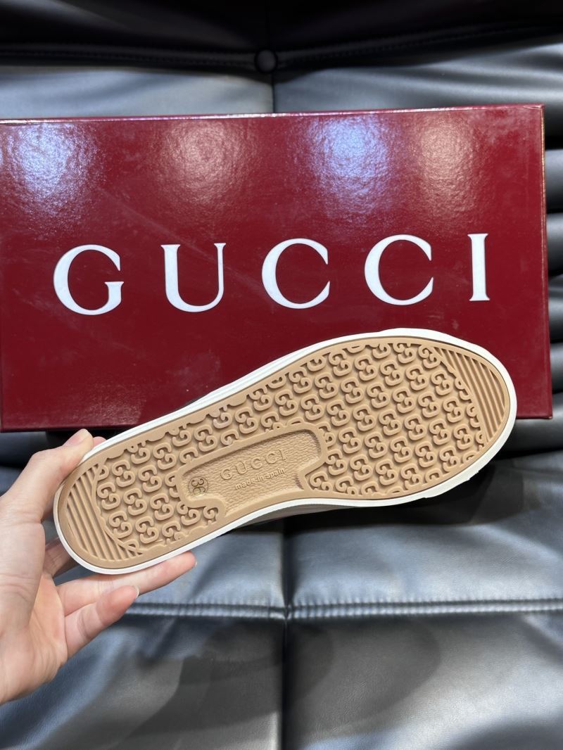 Gucci Low Shoes